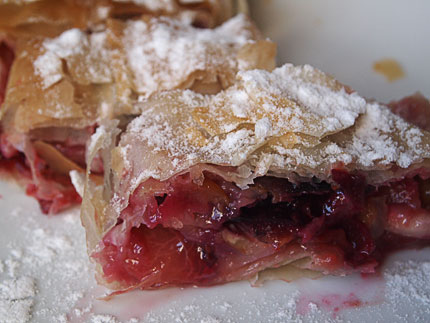 Strudel with plums
